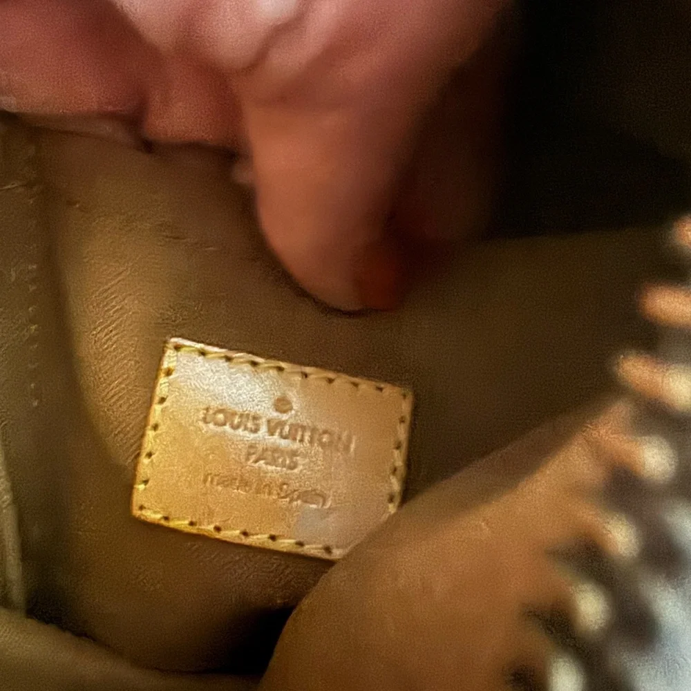 LV Odeon PM crossbody bag, please see pics for details, good used condition - Picture 9 of 15